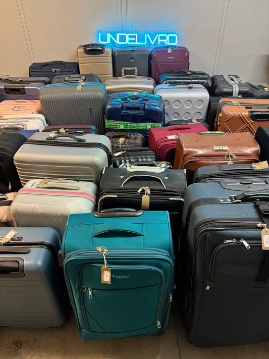 Full Lost and Unclaimed Airport Luggage Cases
